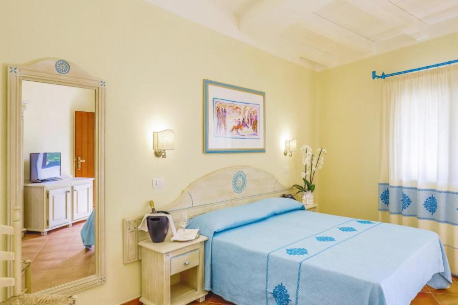 Nicolaus Club Li Cucutti Hotel Agrustos Kültér fotó